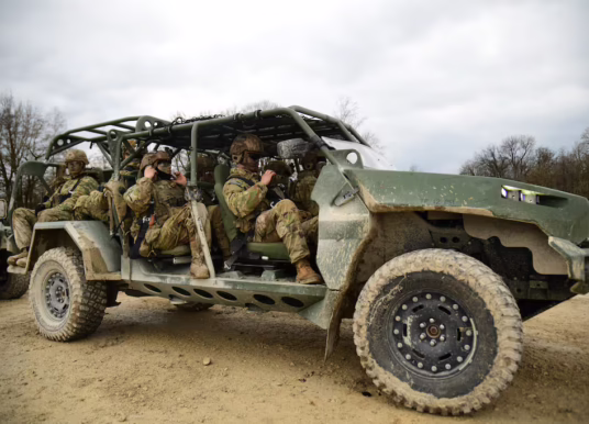 DEFAERO Daily Podcast [Oct 20, 26] CSIS’ Marlow and AUSA’s Roper on Army Transformation
